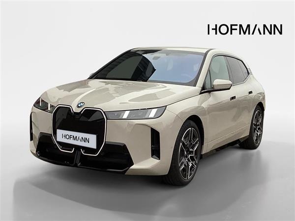 iX xDrive45 M Sport Pro HEUP LED AHK