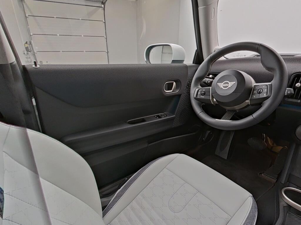 J402158